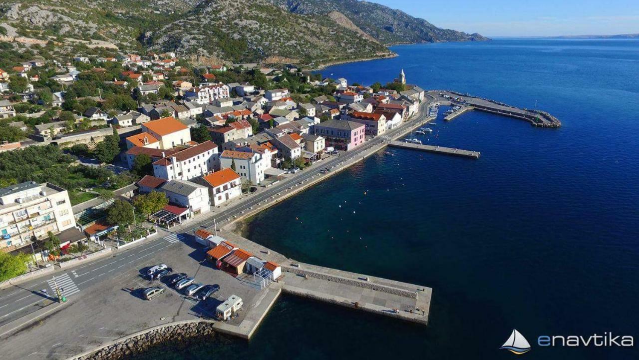 Apartmani Cindric Karlobag Exterior foto